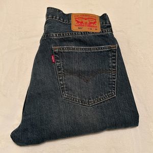 Levi Strauss 505 Mens Jeans 34x32 Straight Leg Authentic
